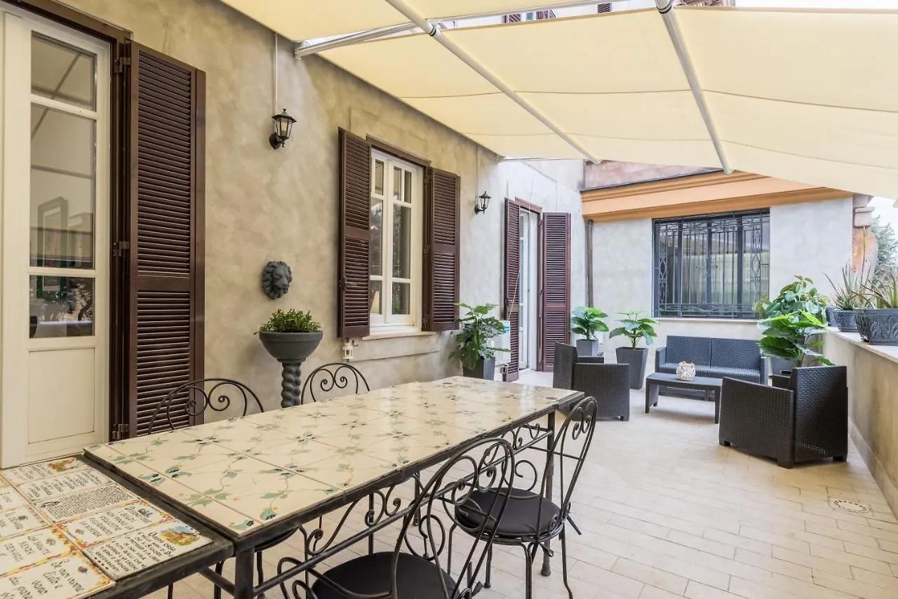 New Prati Luxury Apartment Rome Italy